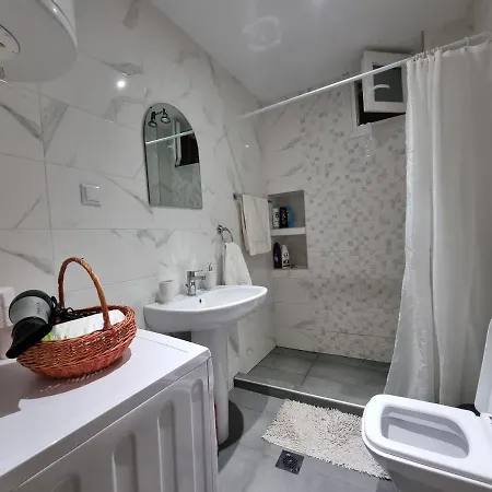 Cosy And Modern In Appartement Olympiada